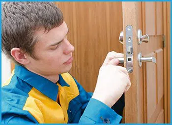 Philadelphia Affordable Locksmith Philadelphia, PA 215-337-3983 - 5-lock-opening